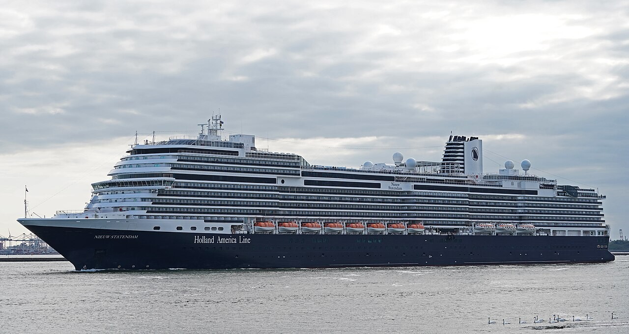 MS Nieuw Statendam cruise ship